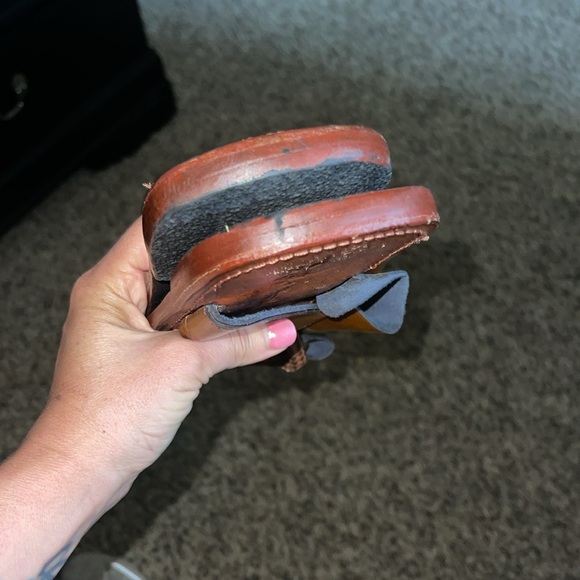 Brown Leather Sandals with Black Accents - Picture 5 of 6